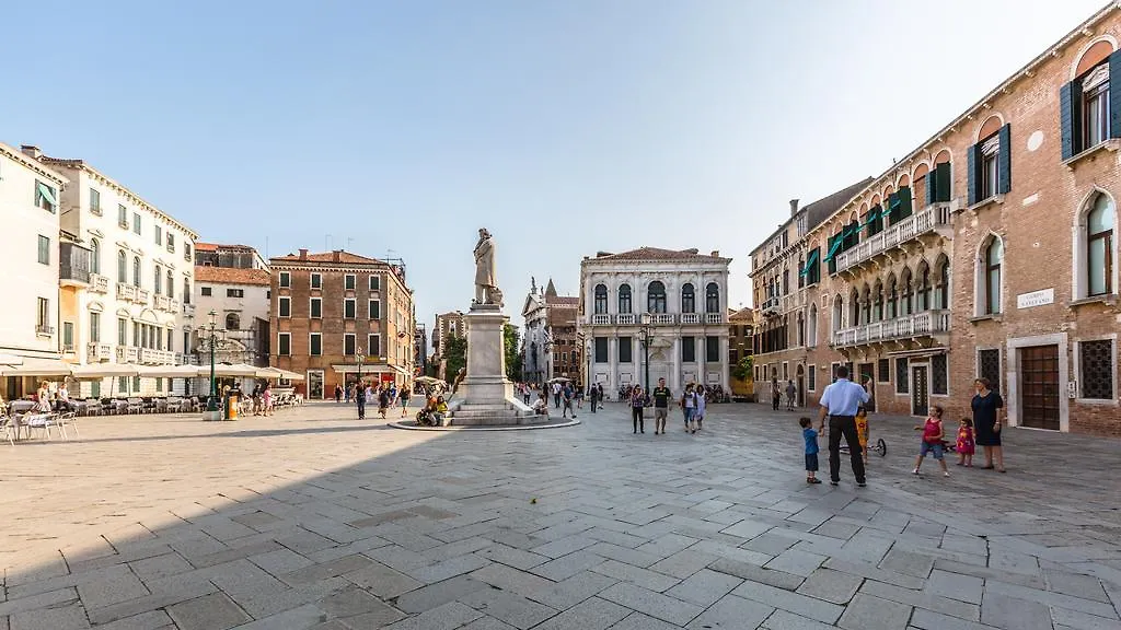 Ca' Affresco Apartment Venice