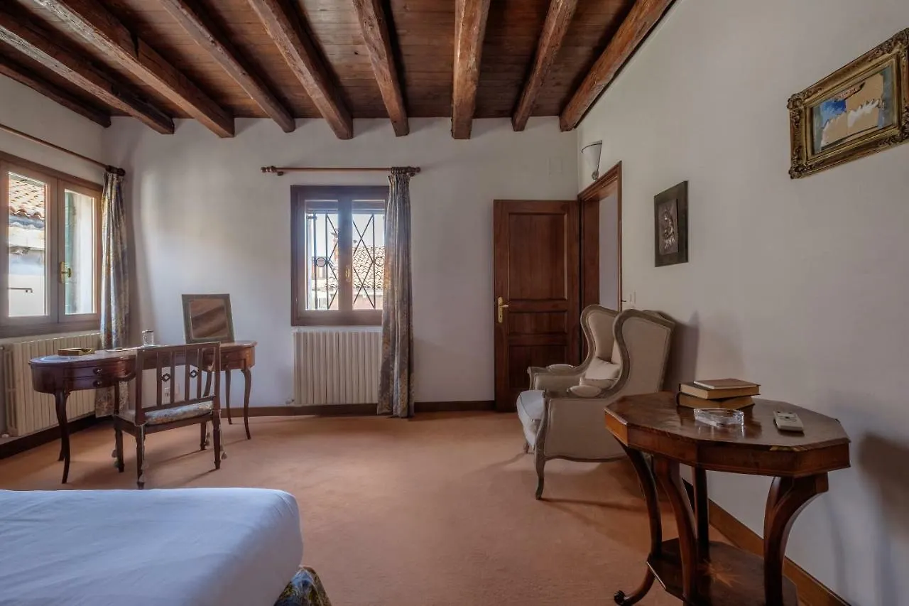 Ca' Affresco Apartment Venice