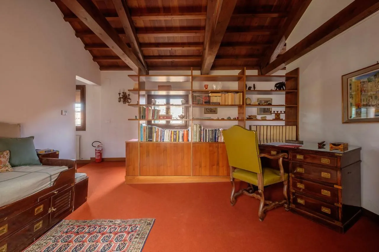Ca' Affresco Apartment Venice